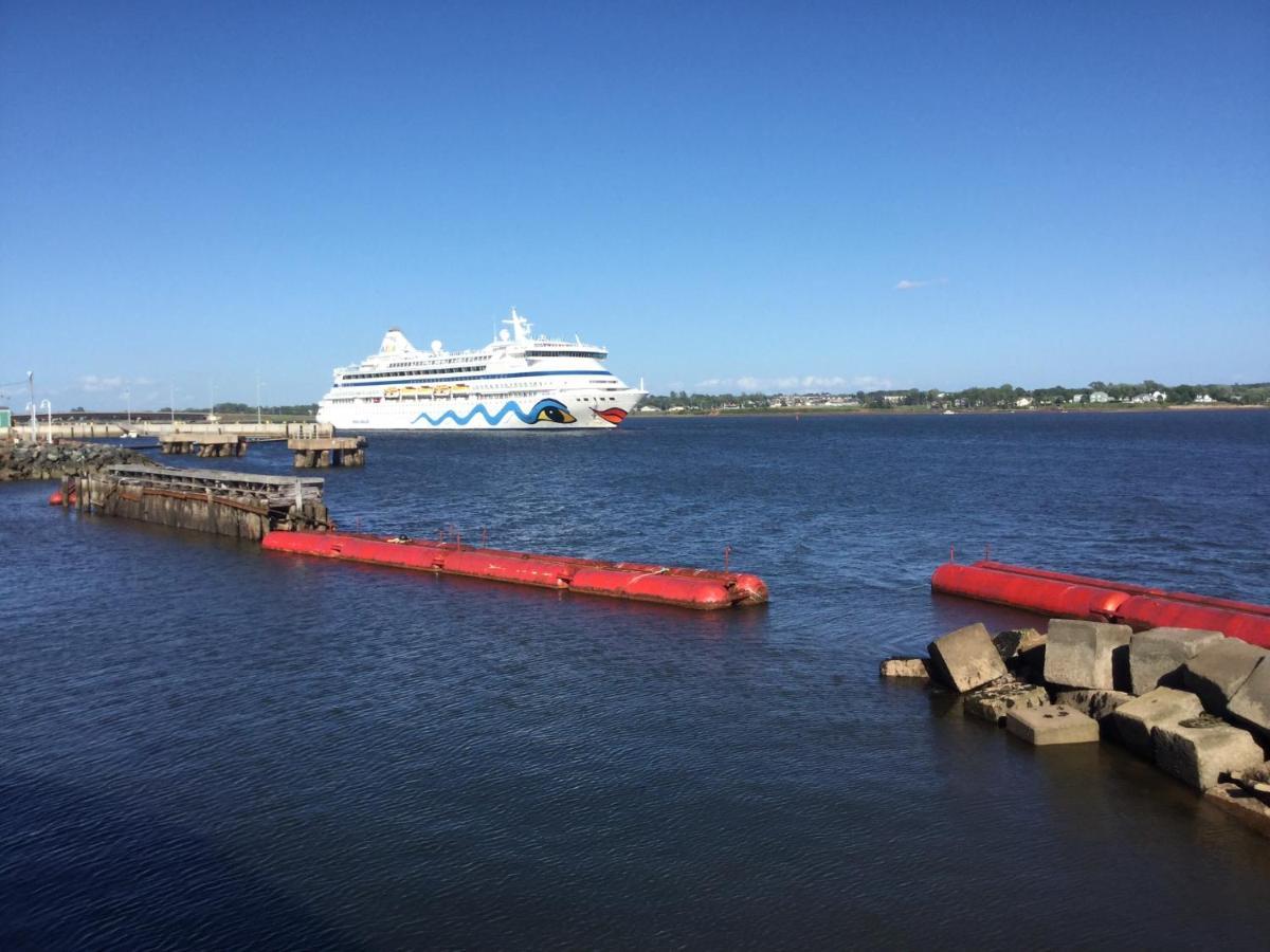 Water Suites Charlottetown Exterior photo